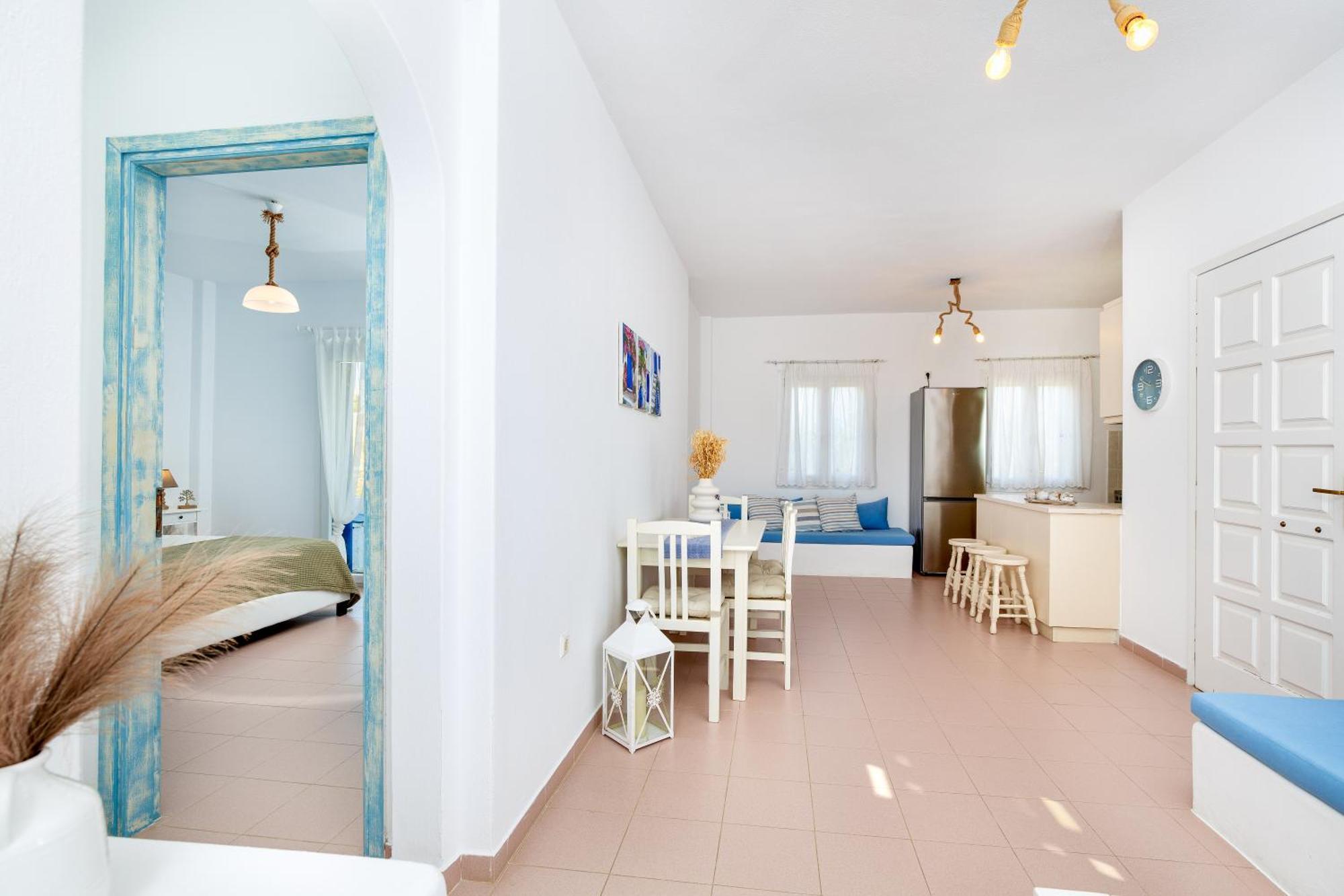 Chloe Home Piso Livadi Dış mekan fotoğraf